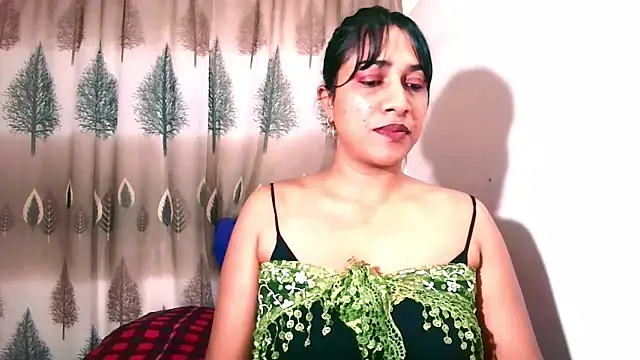 Snapshot of Indian_Erotic69 chatting on 7, 11, 2025 Indian Erotic69 online show from 7, 11, 2025