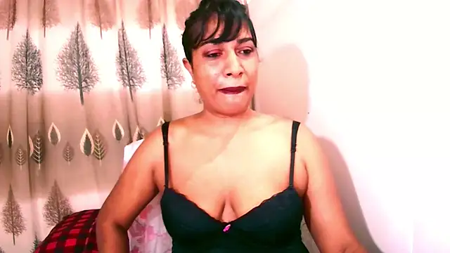 Snapshot of Indian_Erotic69 chatting on 28, 11, 2025 Indian Erotic69 online show from 28, 11, 2025