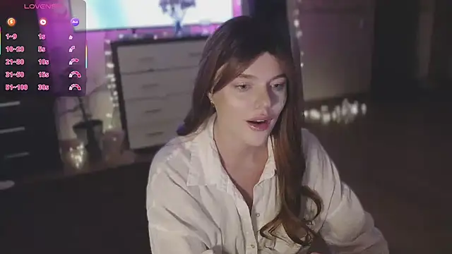 Snapshot of CherryRed_Girl chatting on 9, 9, 2025 CherryRed Girl online show from 9, 9, 2025