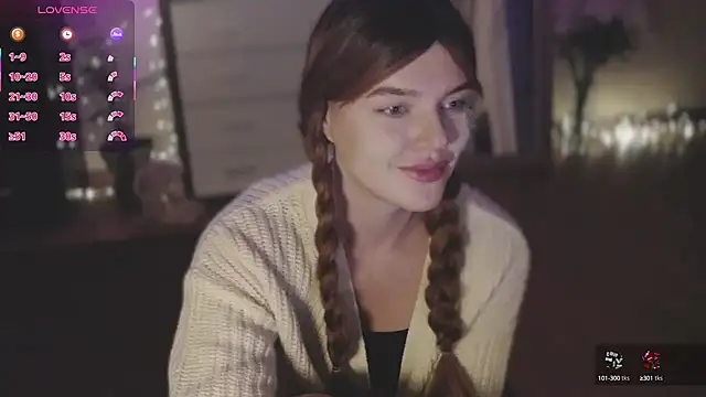 Snapshot of CherryRed_Girl chatting on 26, 9, 2025 CherryRed Girl online show from 26, 9, 2025