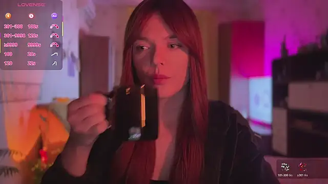 CherryRed Girl online show from 17, 4, 2026