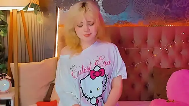 EmilyAngells online show from 14, 4, 2026