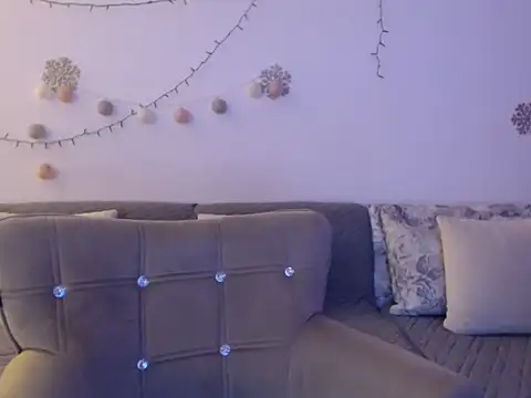 YourfantasyGiuly online show from 26, 6, 2026