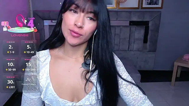 Isabella Collen v online show from 24, 9, 2025