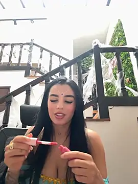 Antonella Smiith  online show from 30, 10, 2025