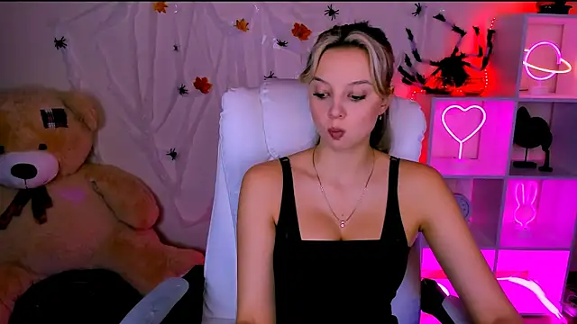 Snapshot of melissa_richardson chatting on 1, 11, 2025 melissa richardson online show from 1, 11, 2025