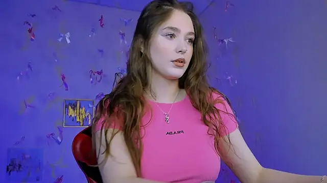 Snapshot of hazel_sullivan chatting on 4, 12, 2025 hazel sullivan online show from 4, 12, 2025