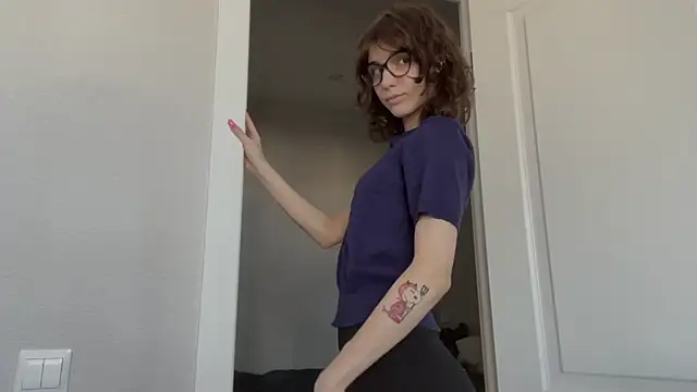 Snapshot of SibleyBurner chatting on 15, 4, 2026 SibleyBurner online show from 15, 4, 2026