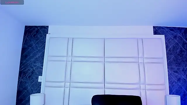 Ivaannaa  online show from 6, 3, 2026