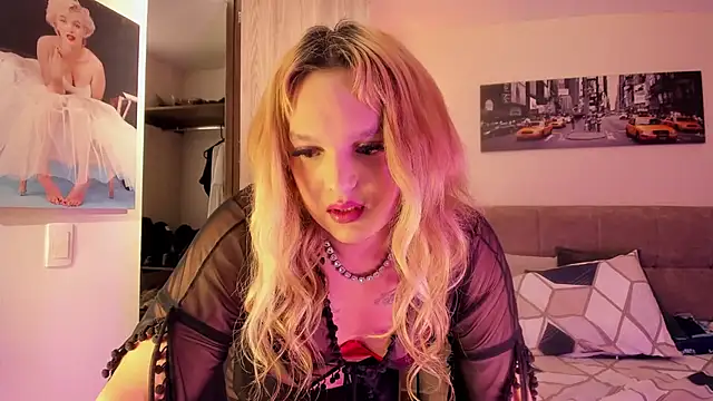 Snapshot of ScarletThompsonx chatting on 23, 10, 2025 ScarletThompsonx online show from 23, 10, 2025