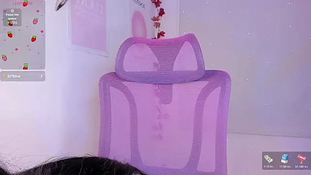 MiaWilsson  online show from 17, 11, 2025