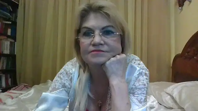 Snapshot of Heidi-Helga chatting on 28, 2, 2025 Heidi-Helga online show from 28, 2, 2025