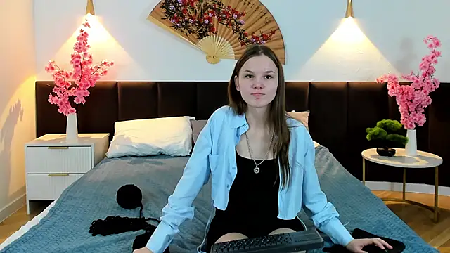 Snapshot of Amber_Rogers chatting on 22, 2, 2025 Amber Rogers online show from 22, 2, 2025