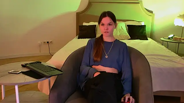 Snapshot of Amber_Rogers chatting on 23, 2, 2025 Amber Rogers online show from 23, 2, 2025