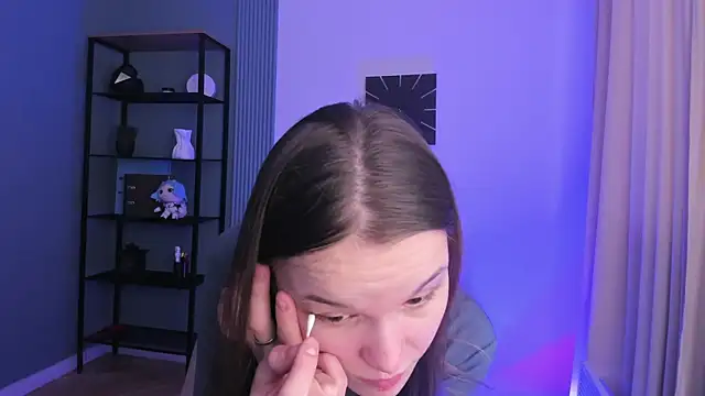 Snapshot of Amber_Rogers chatting on 8, 3, 2025 Amber Rogers online show from 8, 3, 2025