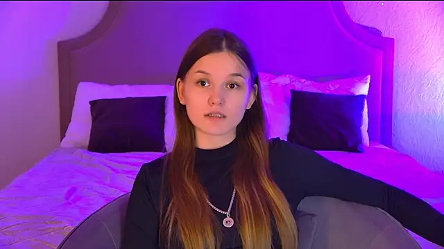 Snapshot of Amber_Rogers chatting on 22, 3, 2025 Amber Rogers online show from 22, 3, 2025