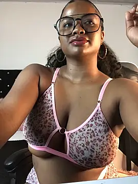 Snapshot of ValerieBlakee chatting on 20, 5, 2026 ValerieBlakee online show from 20, 5, 2026