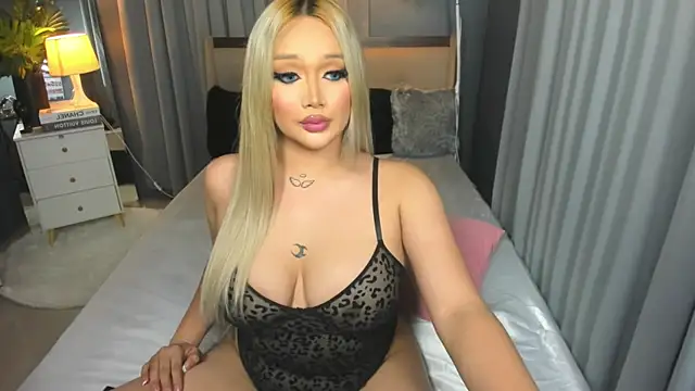 KylieSonique online show from 8, 3, 2025