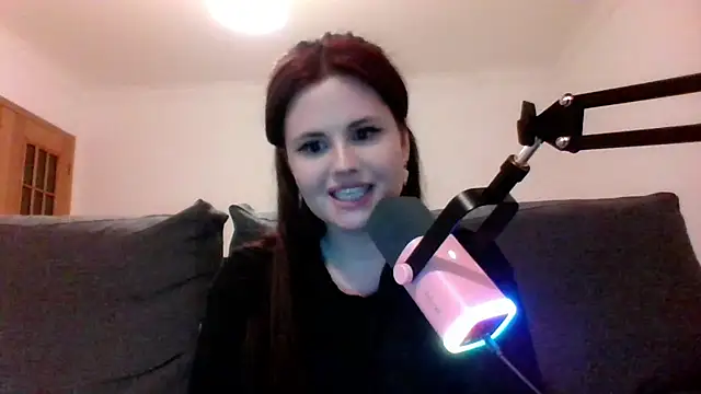 Della Ideal online show from 2, 3, 2025