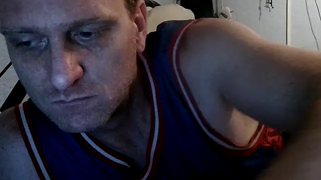 Snapshot of PornStro921 chatting on 10, 11, 2025 PornStro921 online show from 10, 11, 2025