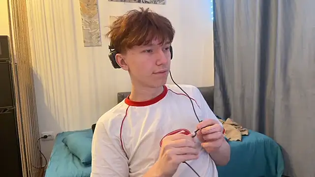 Snapshot of tommy_colson chatting on 19, 12, 2025 tommy colson online show from 19, 12, 2025