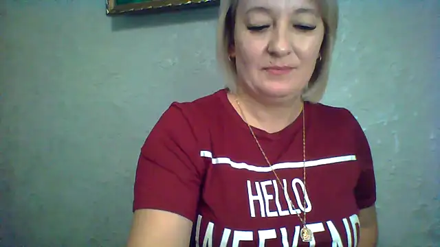 ArielXLoveresss online show from 18, 10, 2025