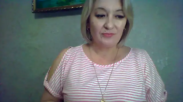 ArielXLoveresss online show from 12, 11, 2025