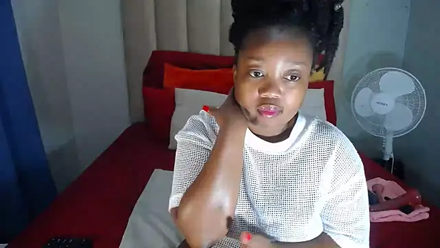 SEXYASSTINAXXX online show from 13, 2, 2026