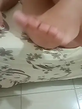 Snapshot of Safadoo2025 chatting on 18, 11, 2025 Safadoo2025 online show from 18, 11, 2025