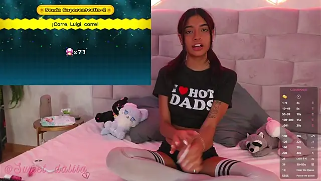 Snapshot of DaliaCruz chatting on 12, 9, 2025 DaliaCruz online show from 12, 9, 2025