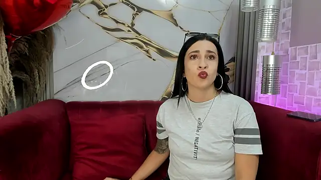 Bella williamss  online show from 3, 3, 2026