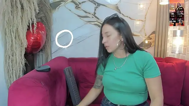 Bella williamss  online show from 27, 5, 2026