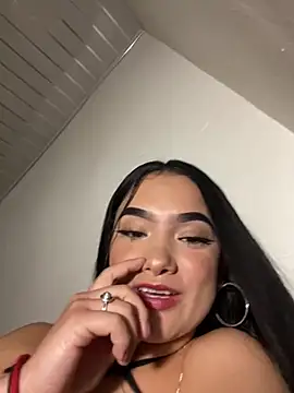 Megan Rose1999 online show from 17, 3, 2025