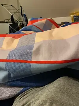 Snapshot of zou_9997 chatting on 18, 11, 2025 zou 9997 online show from 18, 11, 2025