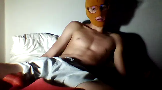 Snapshot of DaGP222 chatting on 12, 3, 2025 DaGP222 online show from 12, 3, 2025