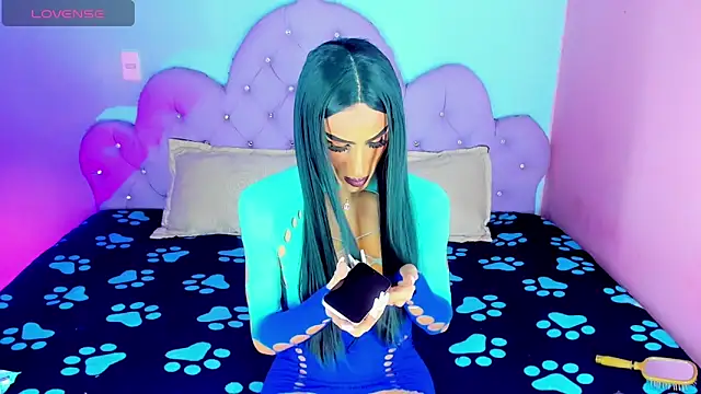 Snapshot of Julie_Lovelyx1 chatting on 16, 6, 2026 Julie Lovelyx1 online show from 16, 6, 2026