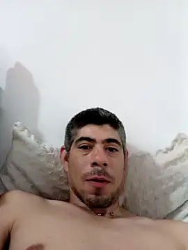 Snapshot of atosved chatting on 5, 12, 2025 atosved online show from 5, 12, 2025