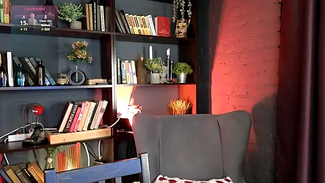 Snapshot of Cherry_Bite chatting on 18, 10, 2025 Cherry Bite online show from 18, 10, 2025