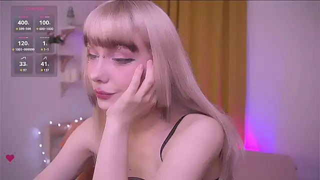 Snapshot of Cherry_Bite chatting on 30, 11, 2025 Cherry Bite online show from 30, 11, 2025