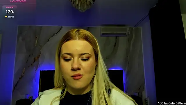 CutiePie69   online show from 24, 2, 2025