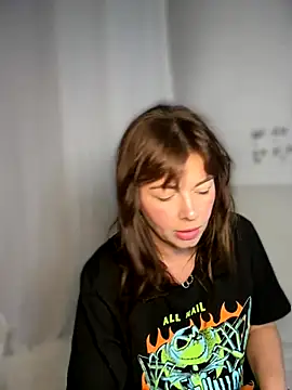 NaughtyLittleVeteran online show from 24, 10, 2025