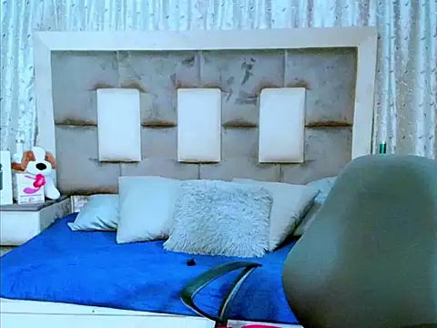 Snapshot of indiantopaz694u chatting on 15, 3, 2025 indiantopaz694u online show from 15, 3, 2025