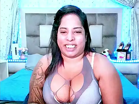 Snapshot of indiantopaz694u chatting on 13, 9, 2025 indiantopaz694u online show from 13, 9, 2025