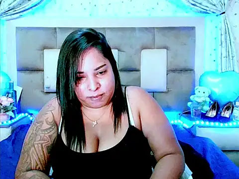 Snapshot of indiantopaz694u chatting on 6, 10, 2025 indiantopaz694u online show from 6, 10, 2025