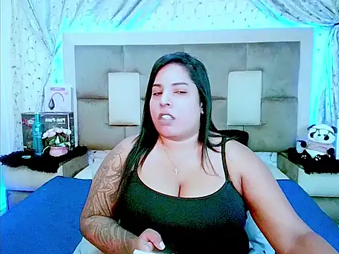 Snapshot of indiantopaz694u chatting on 14, 12, 2025 indiantopaz694u online show from 14, 12, 2025