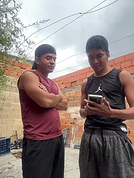 Snapshot of twinks_28 chatting on 20, 5, 2026 twinks 28 online show from 20, 5, 2026