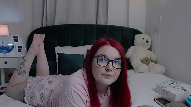 Snapshot of KailyKay chatting on 2, 7, 2026 KailyKay online show from 2, 7, 2026