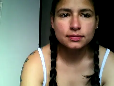 Escarcha-blue online show from 4, 3, 2025