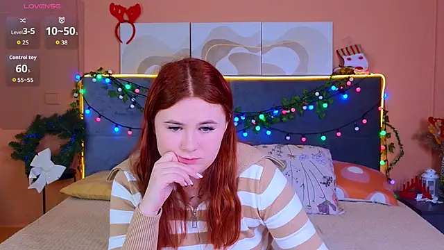 Snapshot of Eva_Starlight chatting on 22, 12, 2025 Eva Starlight online show from 22, 12, 2025