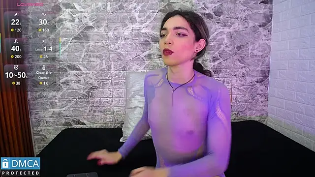 Snapshot of MaeveKuro chatting on 20, 9, 2025 MaeveKuro online show from 20, 9, 2025